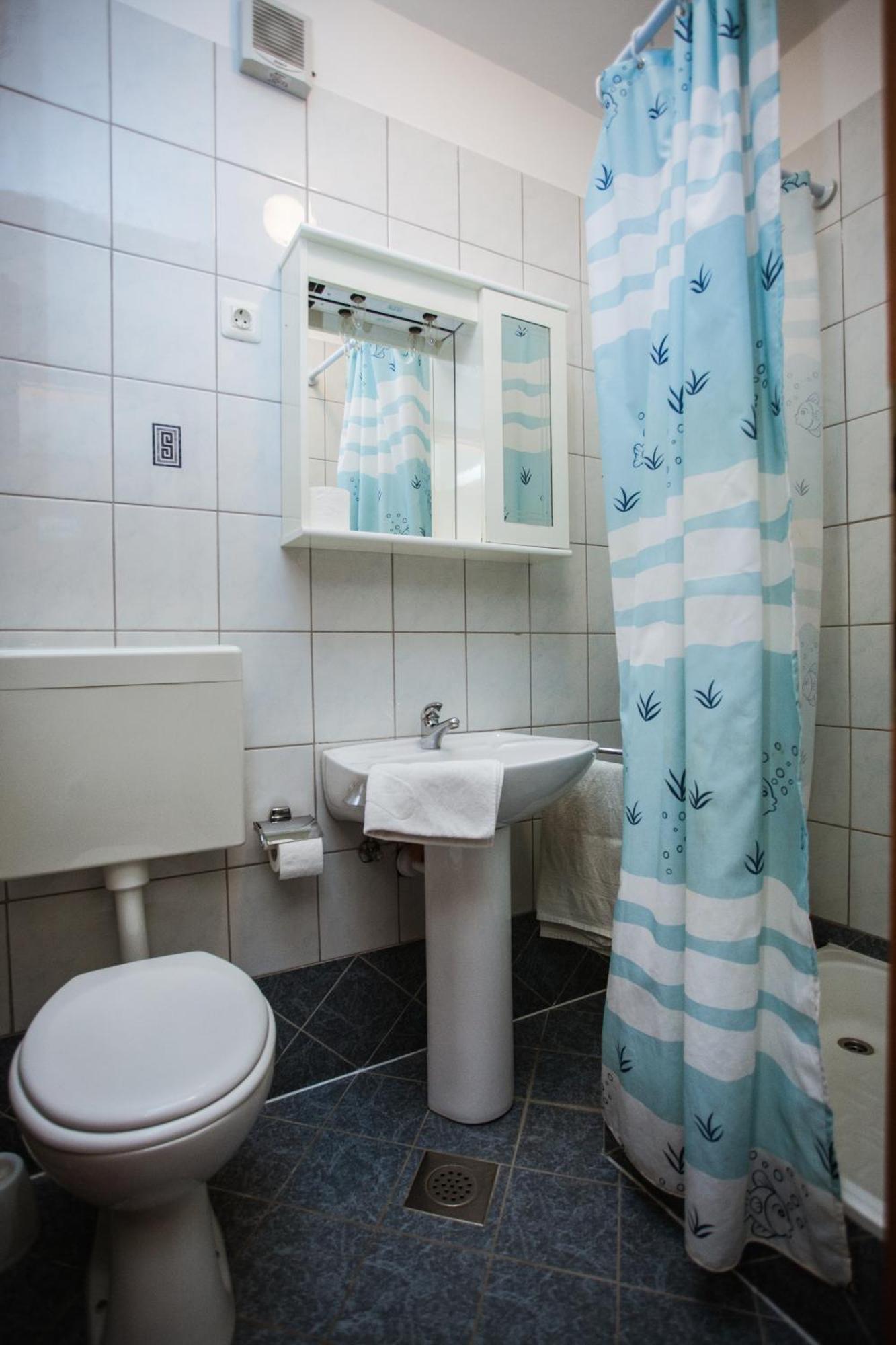 Apartments Agava-Mirjana โอมิช ห้อง รูปภาพ