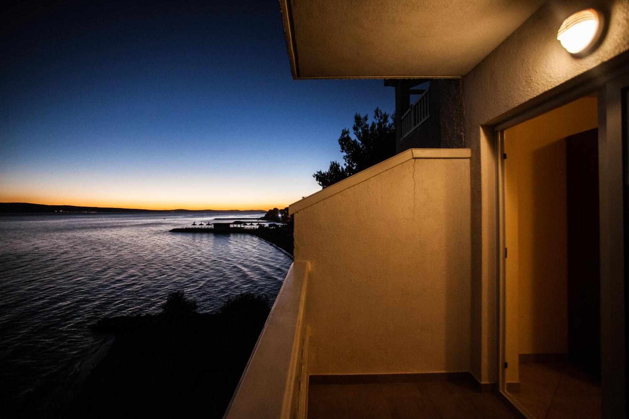 Apartments Agava-Mirjana โอมิช ห้อง รูปภาพ