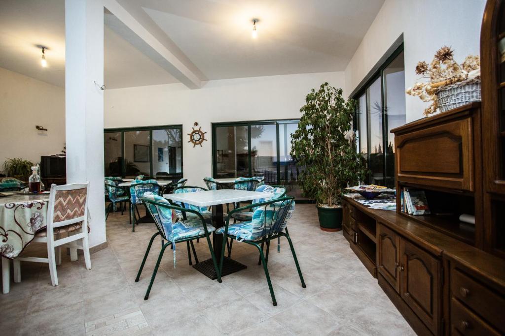 Apartments Agava-Mirjana โอมิช ภายนอก รูปภาพ